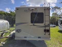 2016 Thor Motor Coach Freedom Elite 26FE, $ 49,800