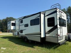 2022 Prime Time Crusader Lite 335RLP, $ 44,500