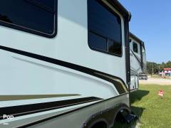 2022 Prime Time Crusader Lite 335RLP, $ 44,500
