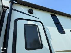 2022 Prime Time Crusader Lite 335RLP, $ 44,500