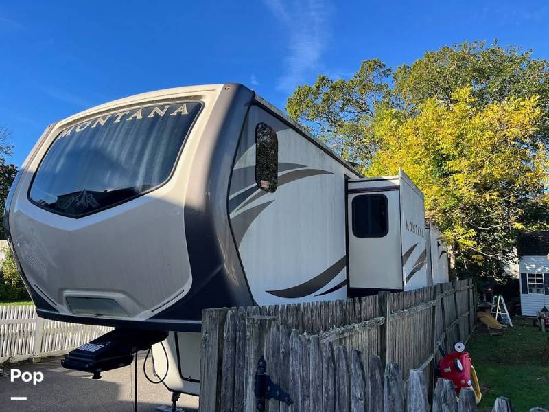 2017 Keystone Montana 3921FB, $ 52,500