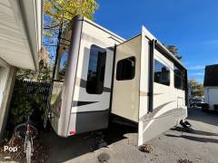 2017 Keystone Montana 3921FB, $ 52,500