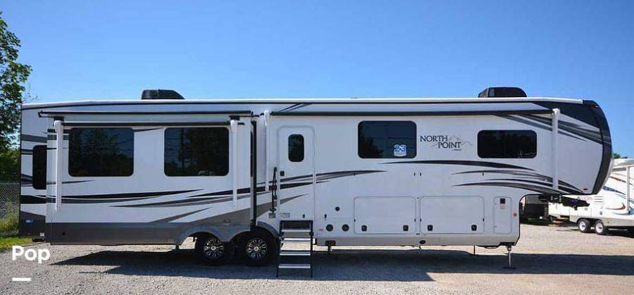 2020 Jayco North Point 377RLBH, $ 54,500