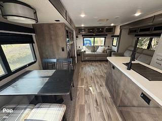 2022 Venture RV SportTrek 343VIK, $ 33,500