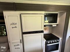 2022 Venture RV SportTrek 343VIK, $ 33,500