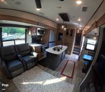 2022 Jayco Eagle 317RLOK, $ 43,200