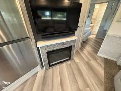 2024 Fleetwood Bounder 35K, $ 160,000