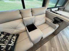 2024 Fleetwood Bounder 35K, $ 160,000