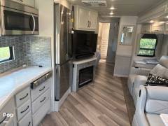 2024 Fleetwood Bounder 35K, $ 160,000