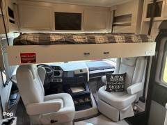 2024 Fleetwood Bounder 35K, $ 160,000