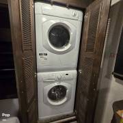 2018 Jayco Seismic 4212, $ 68,000