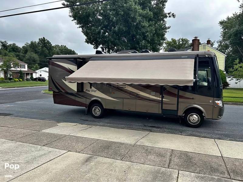 2013 Newmar Bay Star 2901, $ 63,800