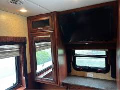 2013 Newmar Bay Star 2901, $ 63,800