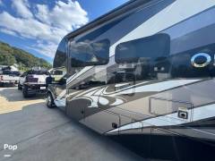 2021 Thor Motor Coach Omni SV34, $ 145,000