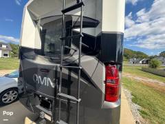 2021 Thor Motor Coach Omni SV34, $ 145,000