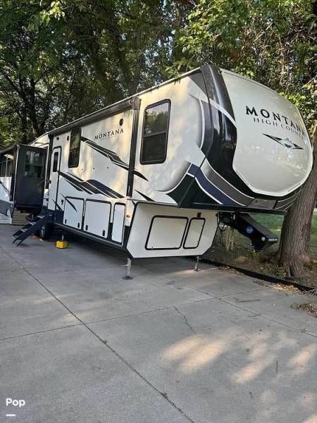 2021 Keystone Montana High Country 385BR, $ 56,400