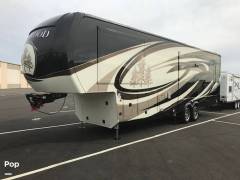 2018 CrossRoads Redwood 3401RL, $ 50,000