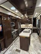 2018 CrossRoads Redwood 3401RL, $ 50,000