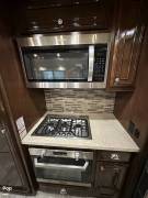 2018 CrossRoads Redwood 3401RL, $ 50,000