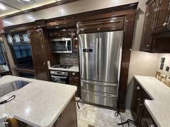 2018 CrossRoads Redwood 3401RL, $ 50,000