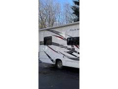 2023 Thor Motor Coach Four Winds 25V, $ 65,000