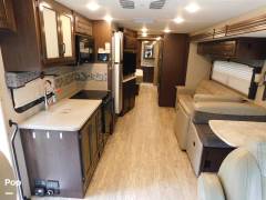 2020 Thor Motor Coach Hurricane 35M, $ 69,900