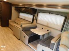 2020 Thor Motor Coach Hurricane 35M, $ 69,900