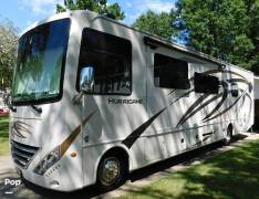2020 Thor Motor Coach Hurricane 35M, $ 69,900
