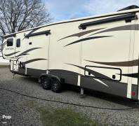 2017 Keystone Montana 3731FL, $ 39,900