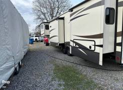 2017 Keystone Montana 3731FL, $ 39,900