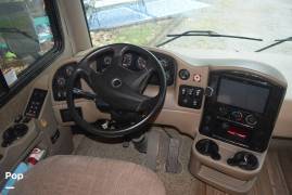 2019 Thor Motor Coach Palazzo 37.4, $ 109,000