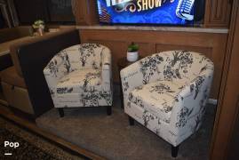 2019 Thor Motor Coach Palazzo 37.4, $ 109,000