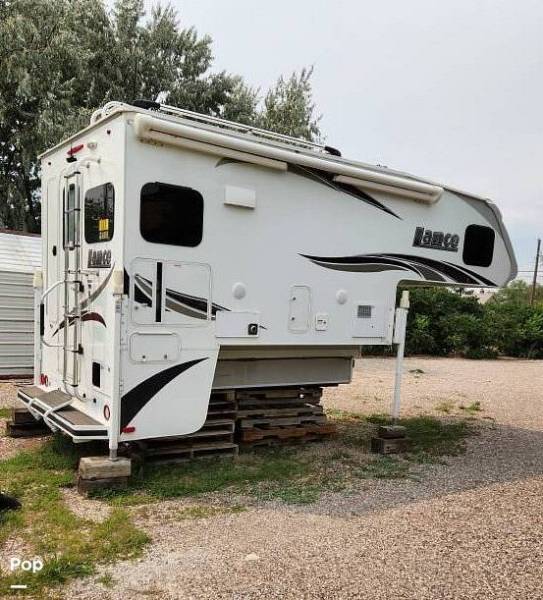 2019 Lance 975, $ 29,000