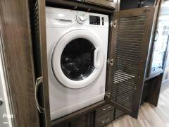2023 Holiday Rambler Vacationer 35K, $ 165,000