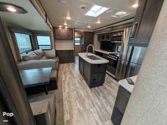 2022 Grand Design Reflection 312BHTS, $ 35,000