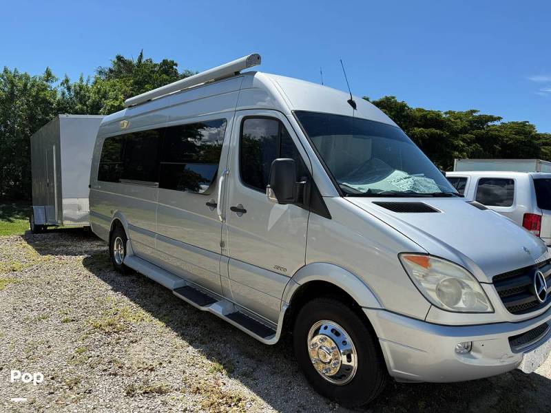 2014 Great West Vans Legend EX, $ 74,900