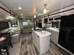 2023 CrossRoads Sunset Trail 330SI, $ 40,000