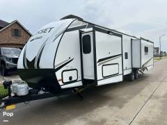 2023 CrossRoads Sunset Trail 330SI, $ 40,000