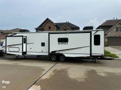 2023 CrossRoads Sunset Trail 330SI, $ 40,000