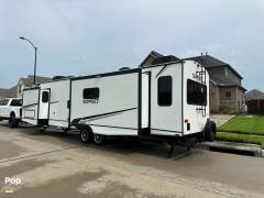 2023 CrossRoads Sunset Trail 330SI, $ 40,000