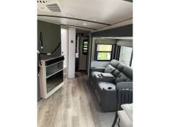 2023 Forest River Wildwood 270FKS, $ 39,500