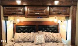 2018 Forest River Berkshire XLT 43C, $ 190,000