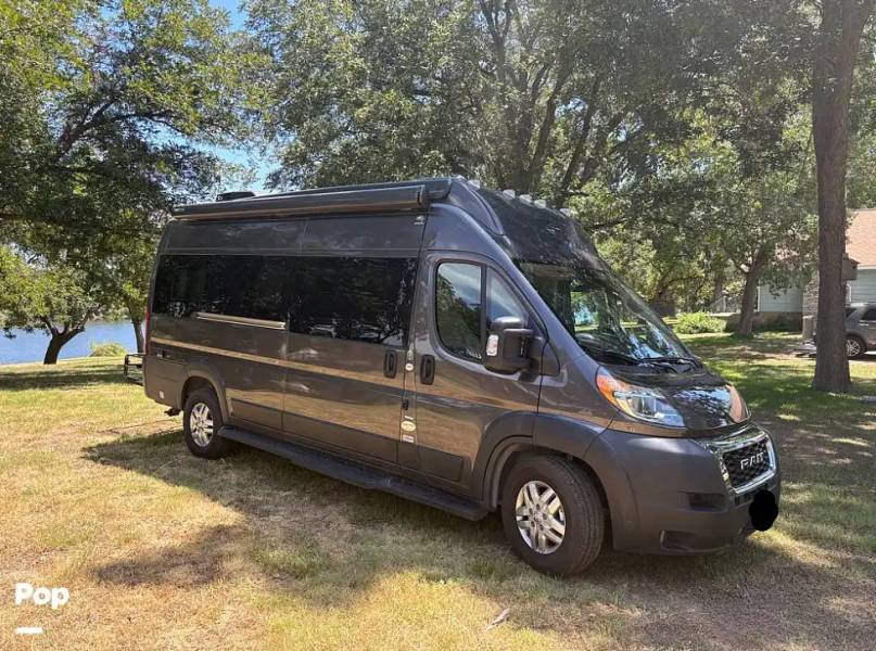 2023 Thor Motor Coach Sequence 20A, $ 97,500