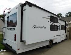2015 Forest River Sunseeker 3170DS, $ 49,900