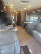 2018 Thor Industries Freedom Traveler 27A, $ 59,988