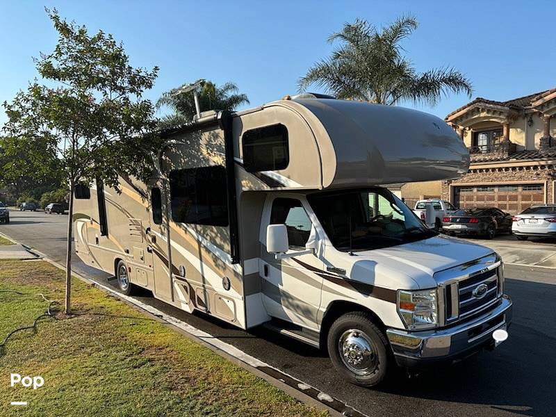 2016 Thor Motor Coach Four Winds 31E, $ 47,500