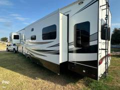 2022 Jayco North Point 377RLBH, $ 55,000