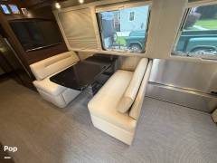 2017 Airstream Classic 30 Queen, $ 100,000