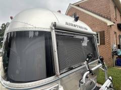 2017 Airstream Classic 30 Queen, $ 100,000