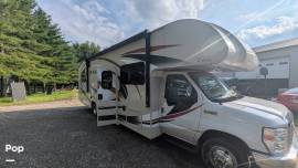 2019 Thor Motor Coach Outlaw 29J, $ 83,900